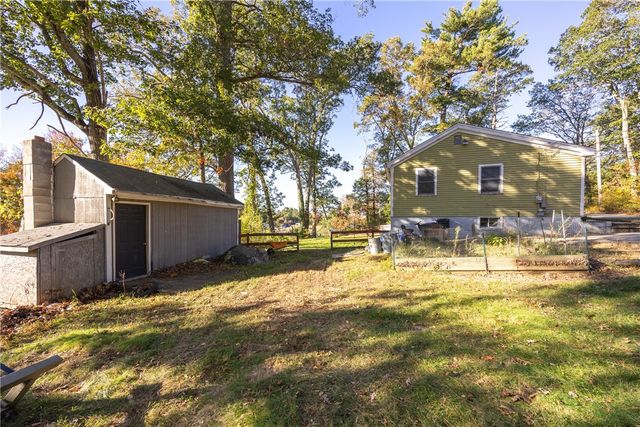 106 Echo Road, Glocester, RI 02814