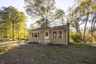 106 Echo Road, Glocester, RI 02814