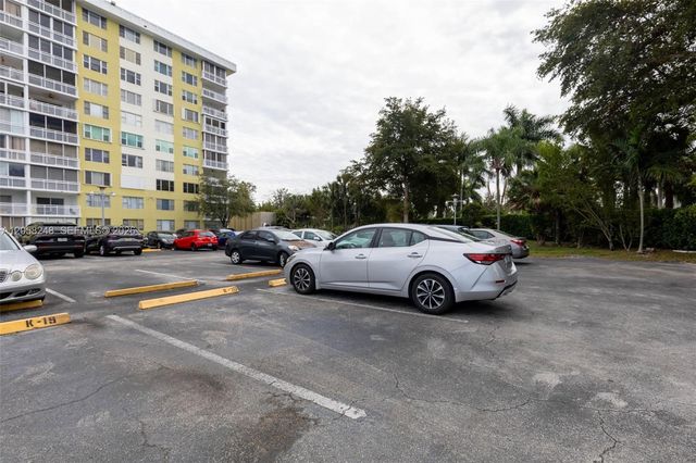 4400 Hillcrest Dr 901B, Hollywood, FL 33021