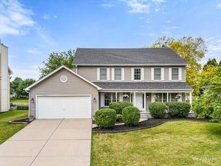 1905 Hampton Court E, Plainfield, IL 60586