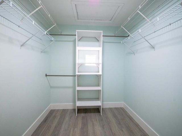 1020 Lake Shore Drive 202, Lake Park, FL 33403