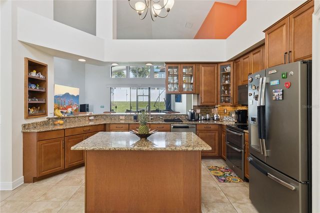 3943 SUNSET LAKE DRIVE, Lakeland, FL 33810