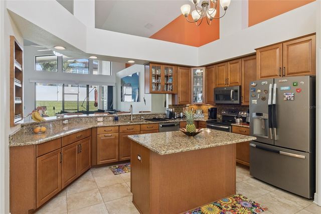 3943 SUNSET LAKE DRIVE, Lakeland, FL 33810