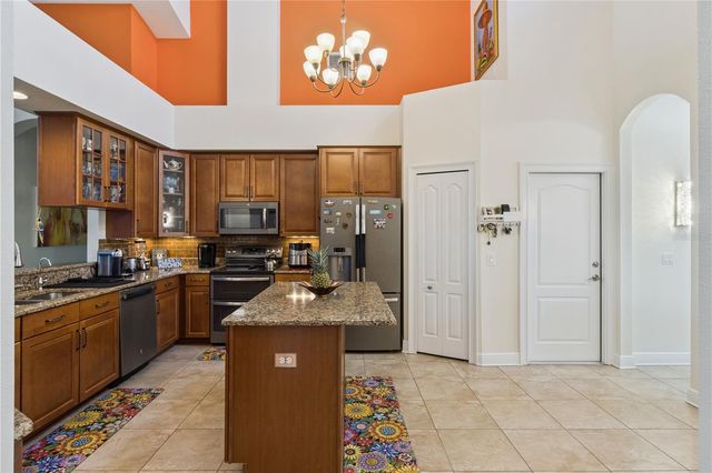3943 SUNSET LAKE DRIVE, Lakeland, FL 33810