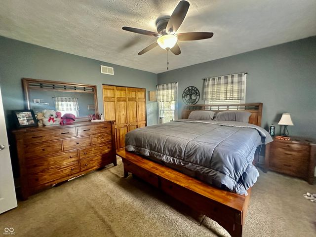 208 10th Street, Covington, IN 47932