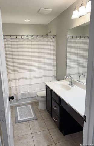 100 RATTLESNAKE BLF, Boerne, TX 78006
