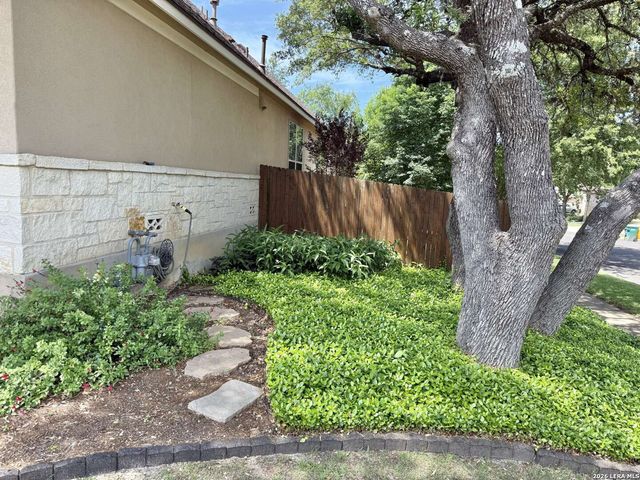 100 RATTLESNAKE BLF, Boerne, TX 78006