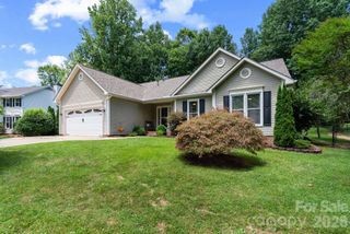 239 Windsor Forest Circle, Fletcher, NC 28732