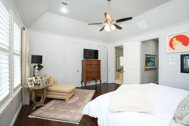 10901 Upland Park, Houston, TX 77043