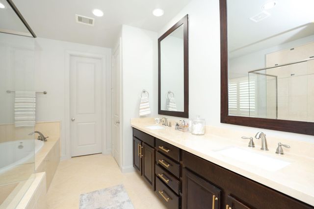 10901 Upland Park, Houston, TX 77043