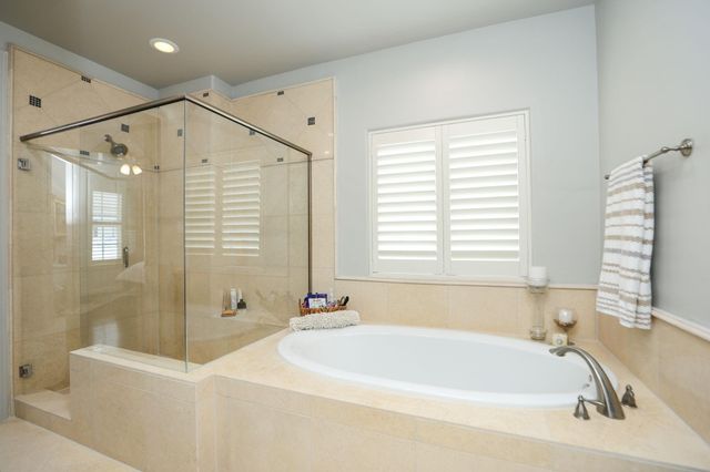 10901 Upland Park, Houston, TX 77043