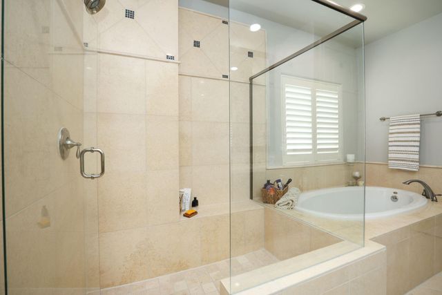 10901 Upland Park, Houston, TX 77043