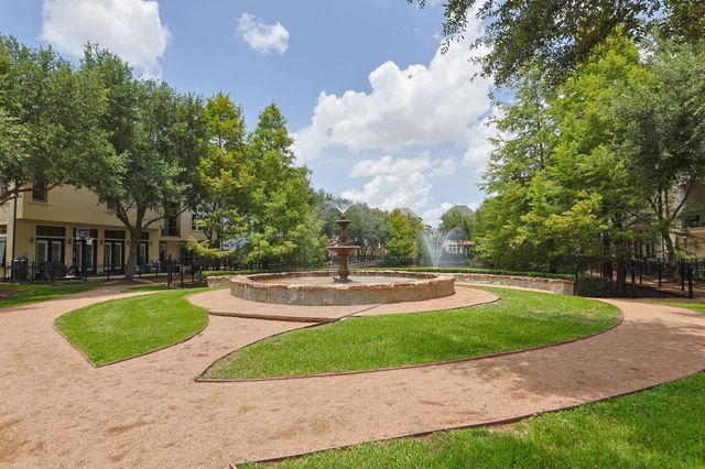 10901 Upland Park, Houston, TX 77043