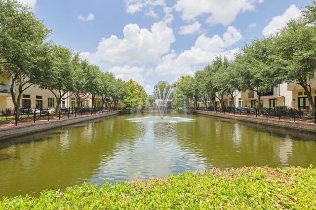 10901 Upland Park, Houston, TX 77043