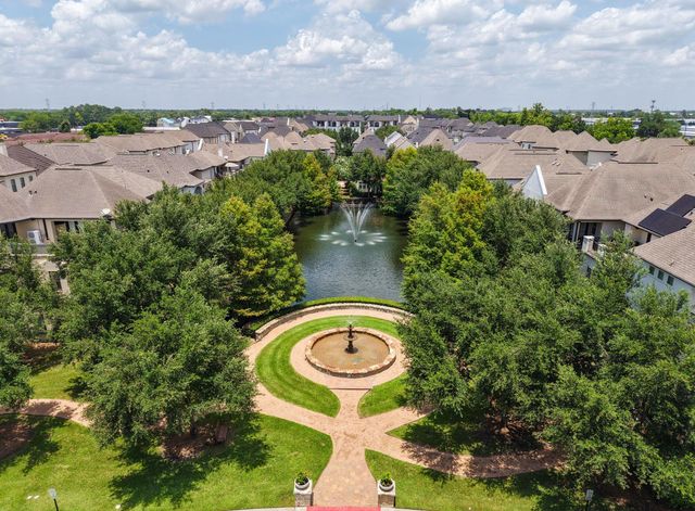 10901 Upland Park, Houston, TX 77043