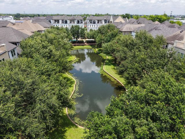 10901 Upland Park, Houston, TX 77043