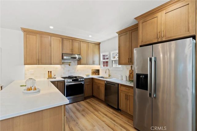 254 Bennett Ave, Long Beach, CA 90803