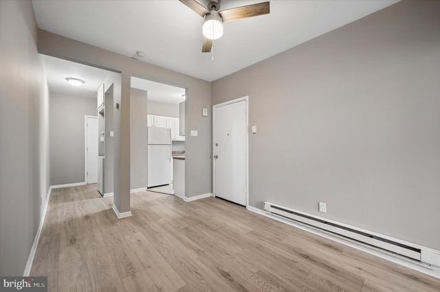1226 W WESTMORELAND ST, Philadelphia, PA 19140