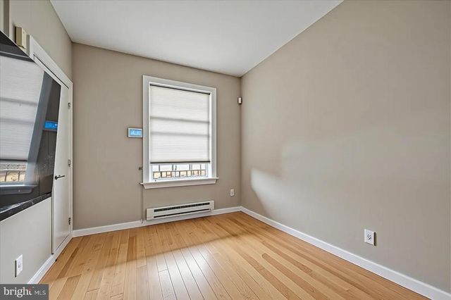 1226 W WESTMORELAND ST, Philadelphia, PA 19140