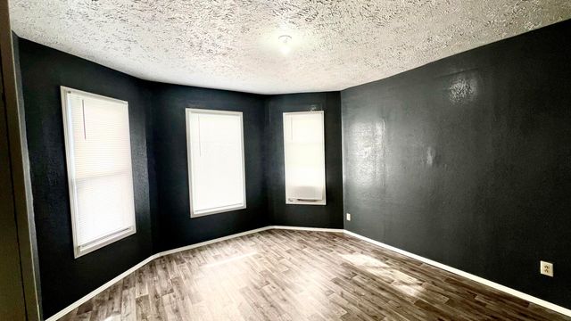 502 7th Street, Monett, MO 65708