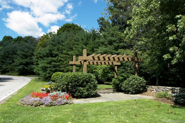 586 Heritage Hills A, Somers, NY 10589