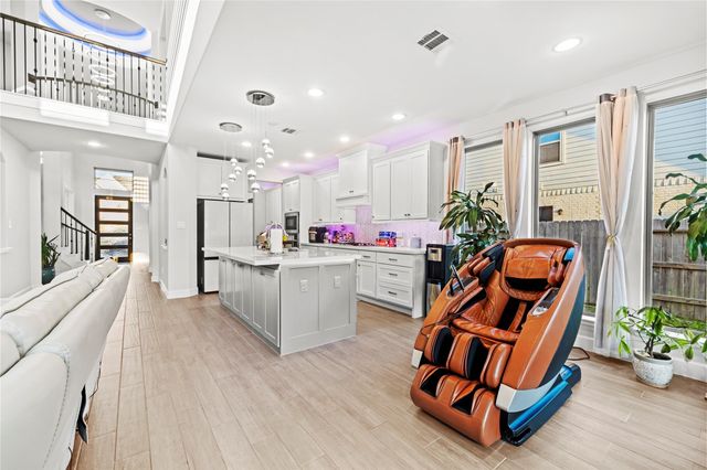 4823 Parkgate Avenue, Fulshear, TX 77441