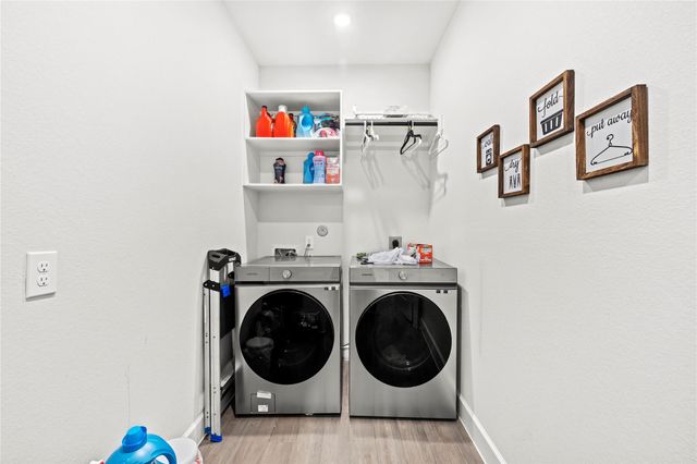 4823 Parkgate Avenue, Fulshear, TX 77441