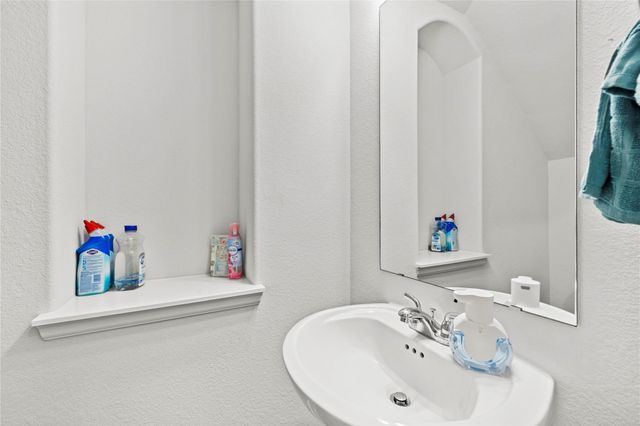 4823 Parkgate Avenue, Fulshear, TX 77441