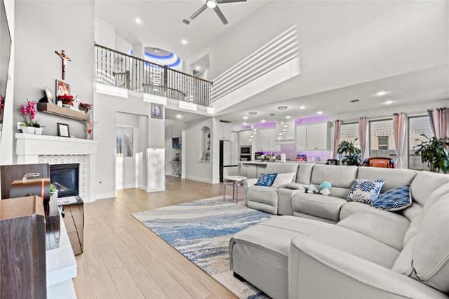 4823 Parkgate Avenue, Fulshear, TX 77441