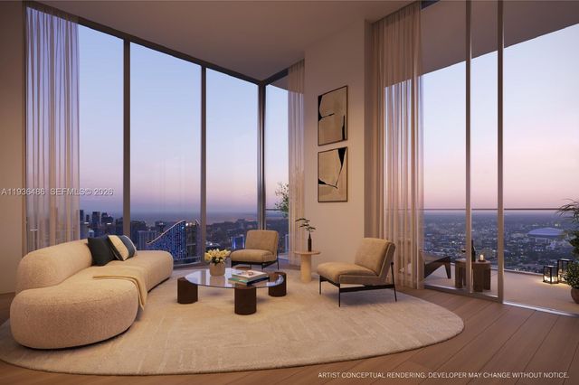 175 NE 10 Street 60R, Miami, FL 33132