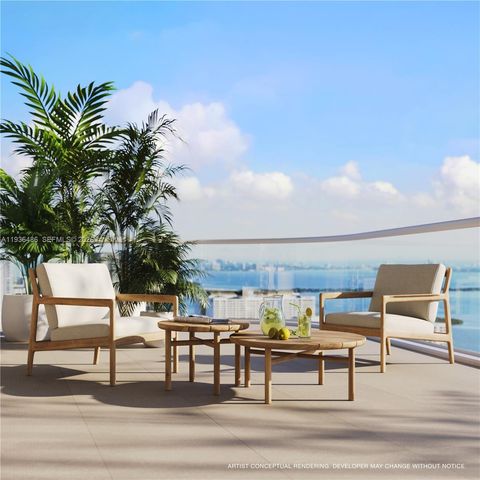 175 NE 10 Street 60R, Miami, FL 33132