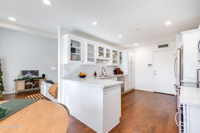 10 W GEORGIA Avenue 6, Phoenix, AZ 85013