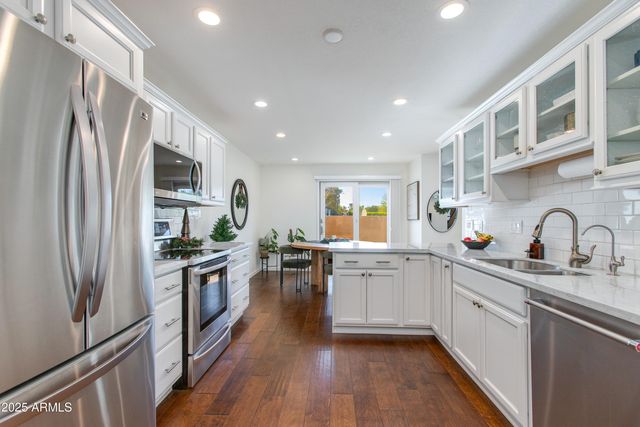 10 W GEORGIA Avenue 6, Phoenix, AZ 85013