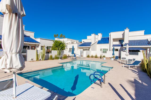 10 W GEORGIA Avenue 6, Phoenix, AZ 85013