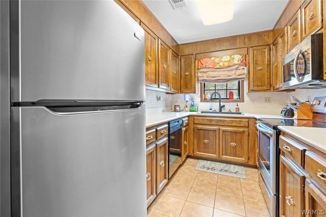 289 South, Berry, AL 35546