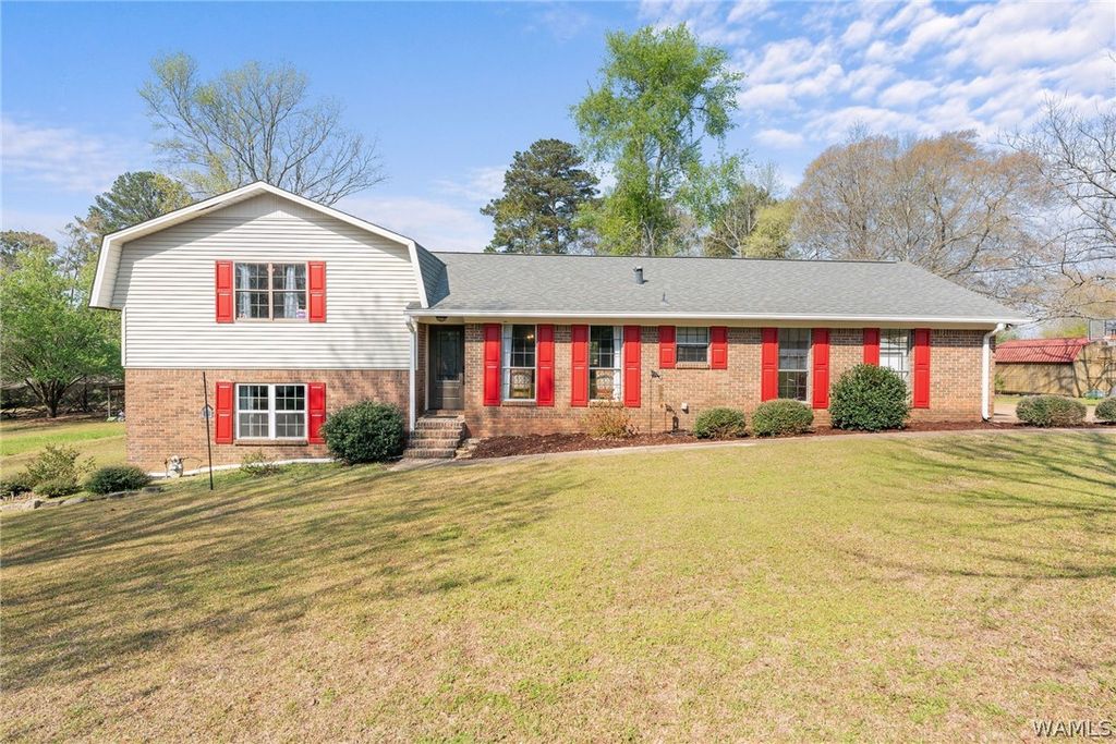 289 South, Berry, AL 35546