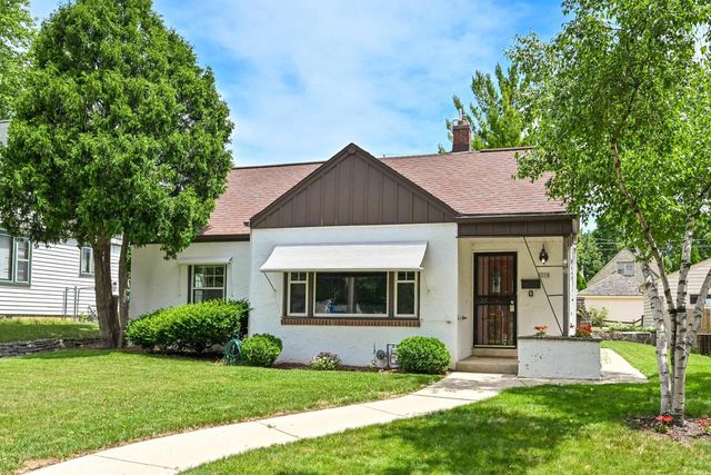 3278 N 82nd STREET, Milwaukee, WI 53222