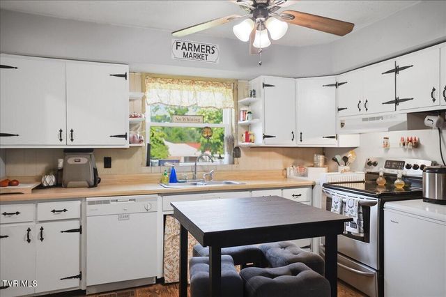 711 Williams Street, Morristown, TN 37813