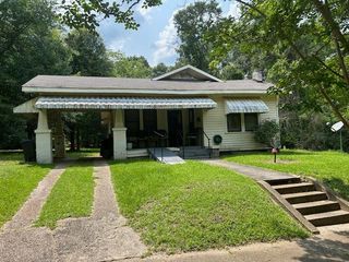 133 N Chestnut Street, Mccomb, MS 39648