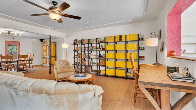 2707 Floral Road NW, Albuquerque, NM 87104