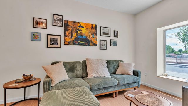 2707 Floral Road NW, Albuquerque, NM 87104