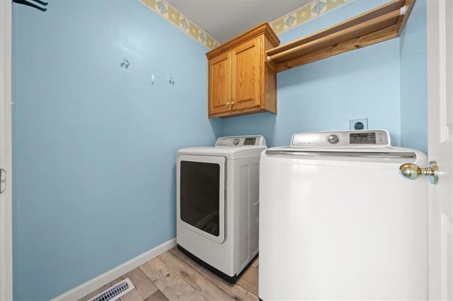 15614 Pebble Terrace, Basehor, KS 66007