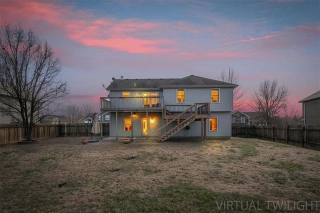 15614 Pebble Terrace, Basehor, KS 66007