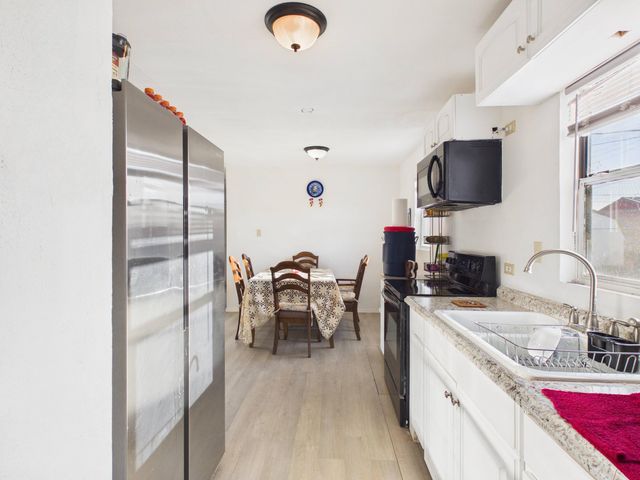 2804 Vanda Avenue, Lubbock, TX 79404