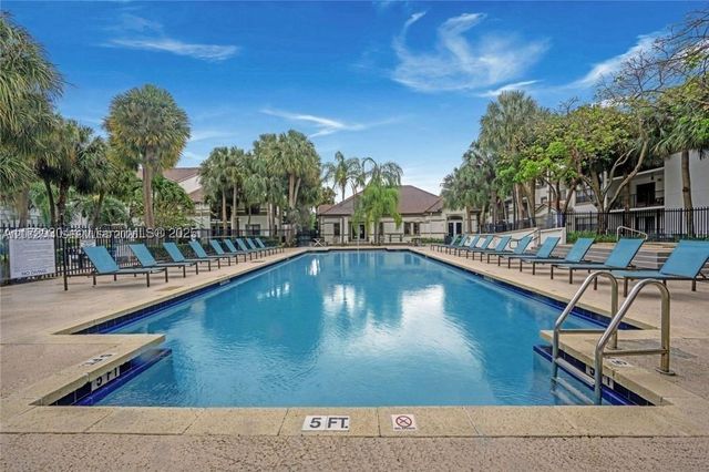 560 S Park 7-23 7-23, Hollywood, FL 33021