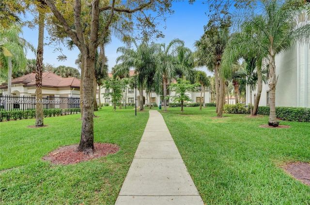 560 S Park 7-23 7-23, Hollywood, FL 33021