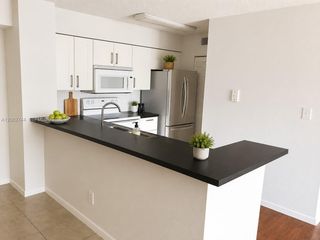 560 S Park 7-23 7-23, Hollywood, FL 33021