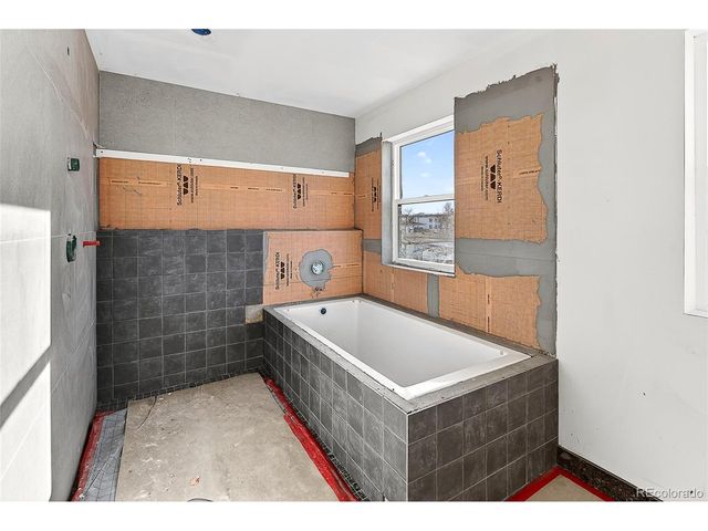 6560 Quitman Ct, Arvada, CO 80003