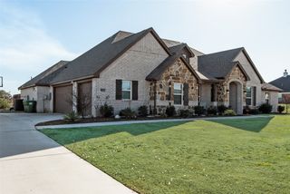 1016 Northern Oaks Court, Springtown, TX 76082