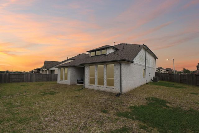 13525 Seneca Lake Drive, Texas City, TX 77568